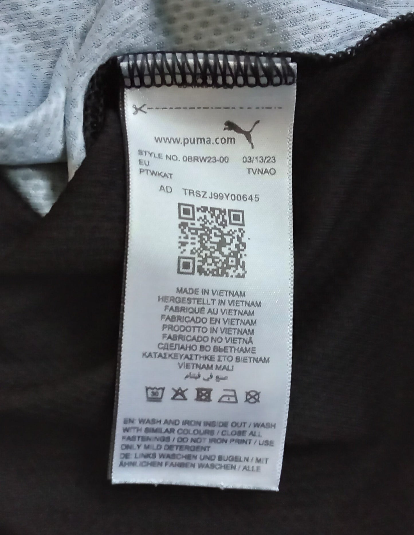 Barrow 2023/24 Puma Away Football Shirt