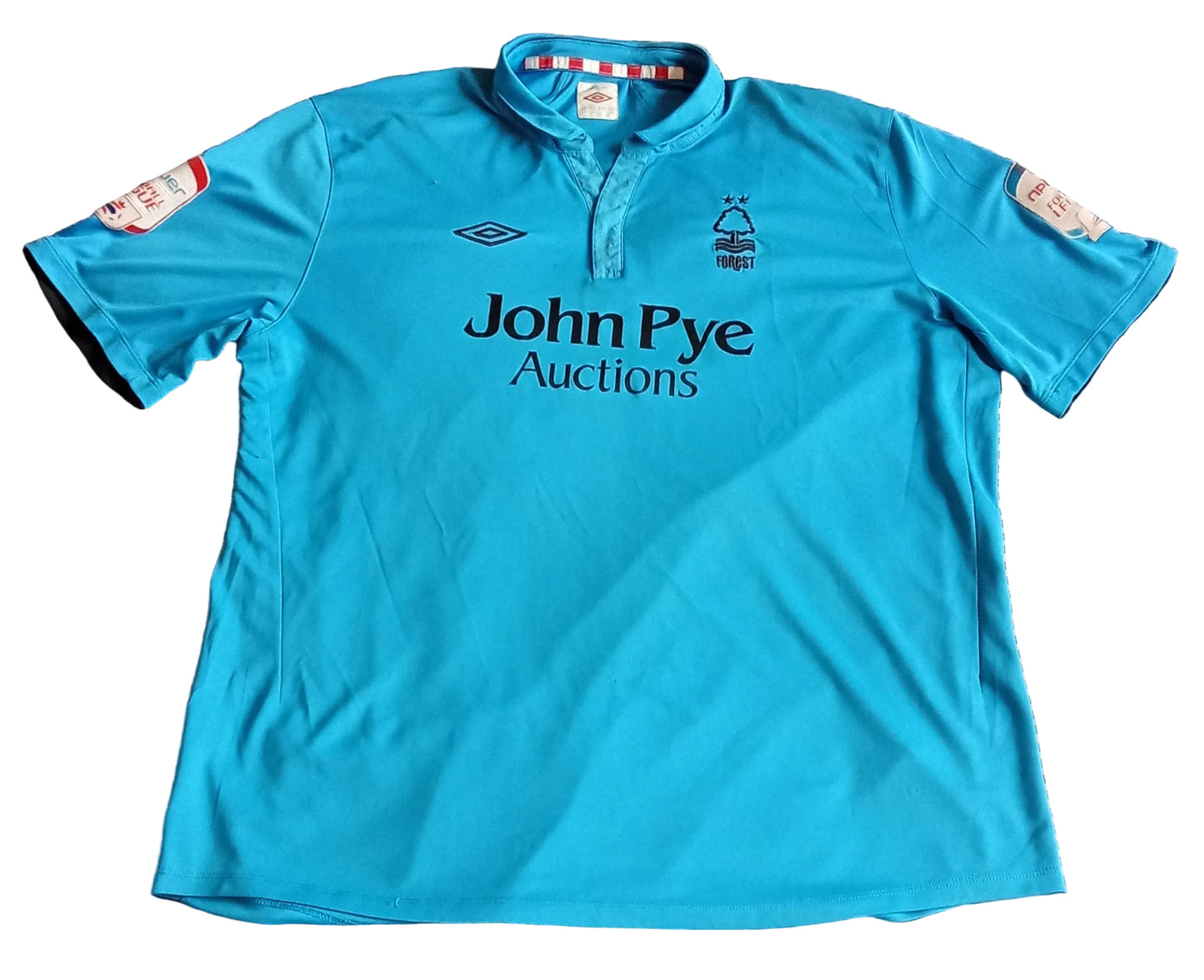 Nottingham Forest 2012/13 Umbro Away Football Shirt