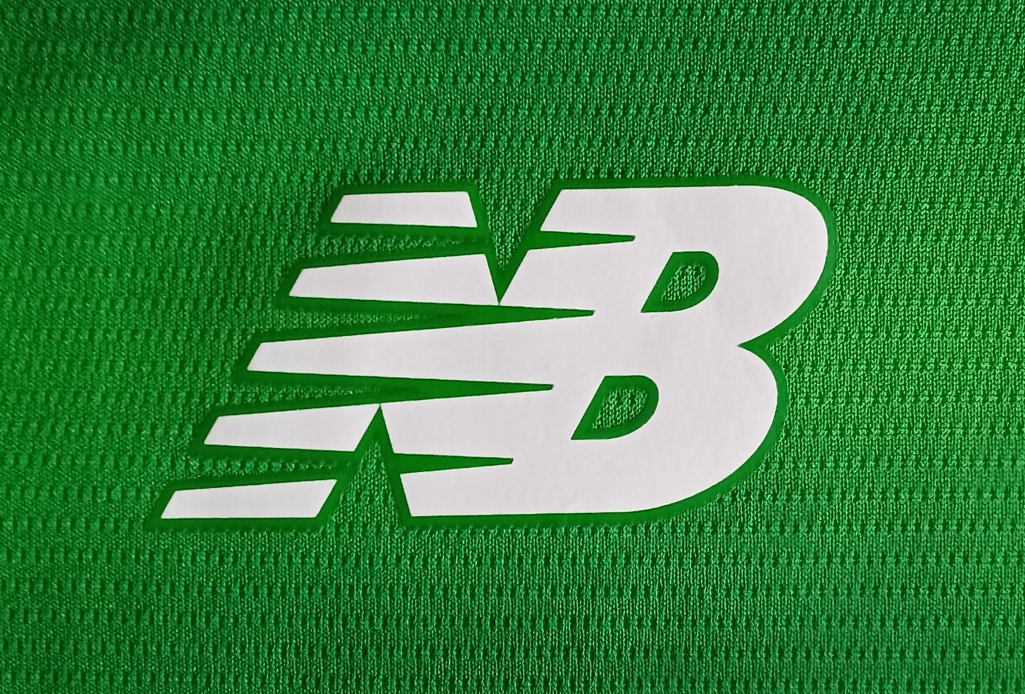 Celtic 2016/17 New Balance Home Football Shirt