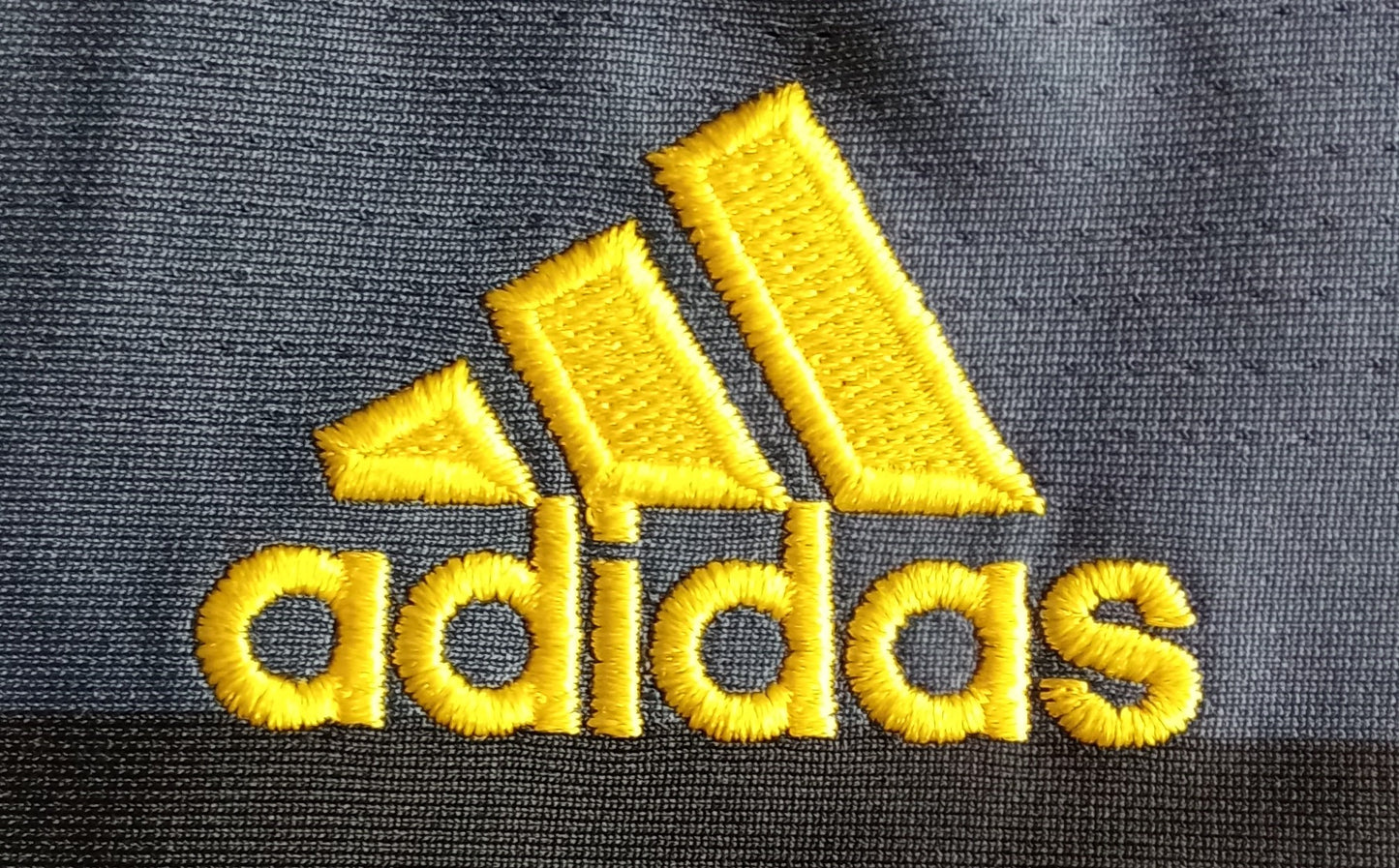 Chelsea 2009/10 Adidas Away Football Shirt