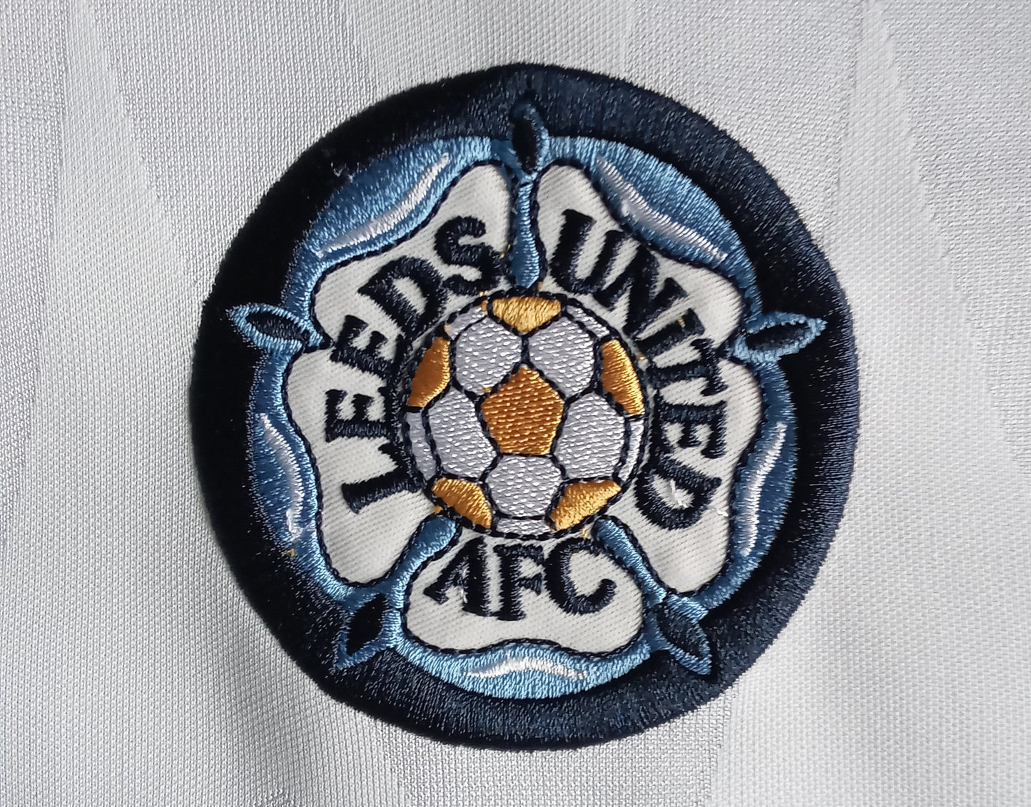 Leeds United 1991/92 Score Draw Home Football Shirt