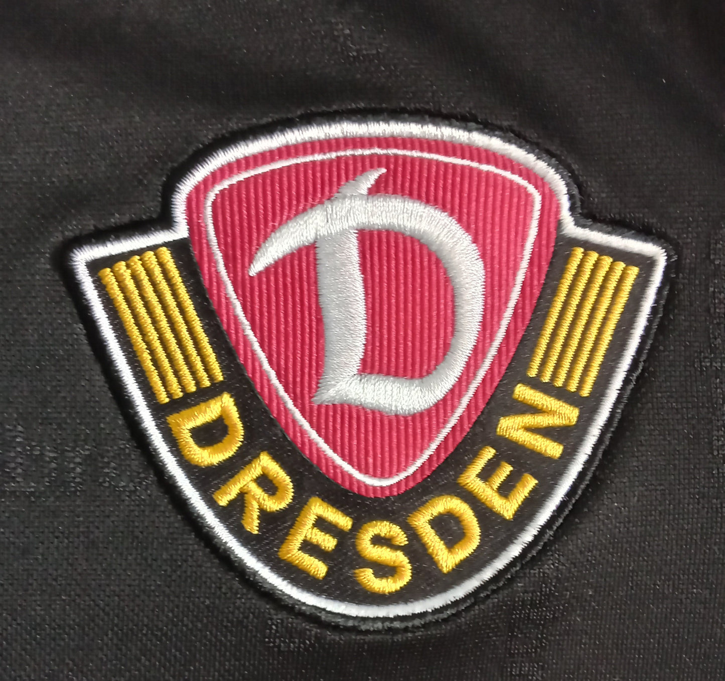 Dynamo Dresden 2021/22 Umbro Away Football Shirt