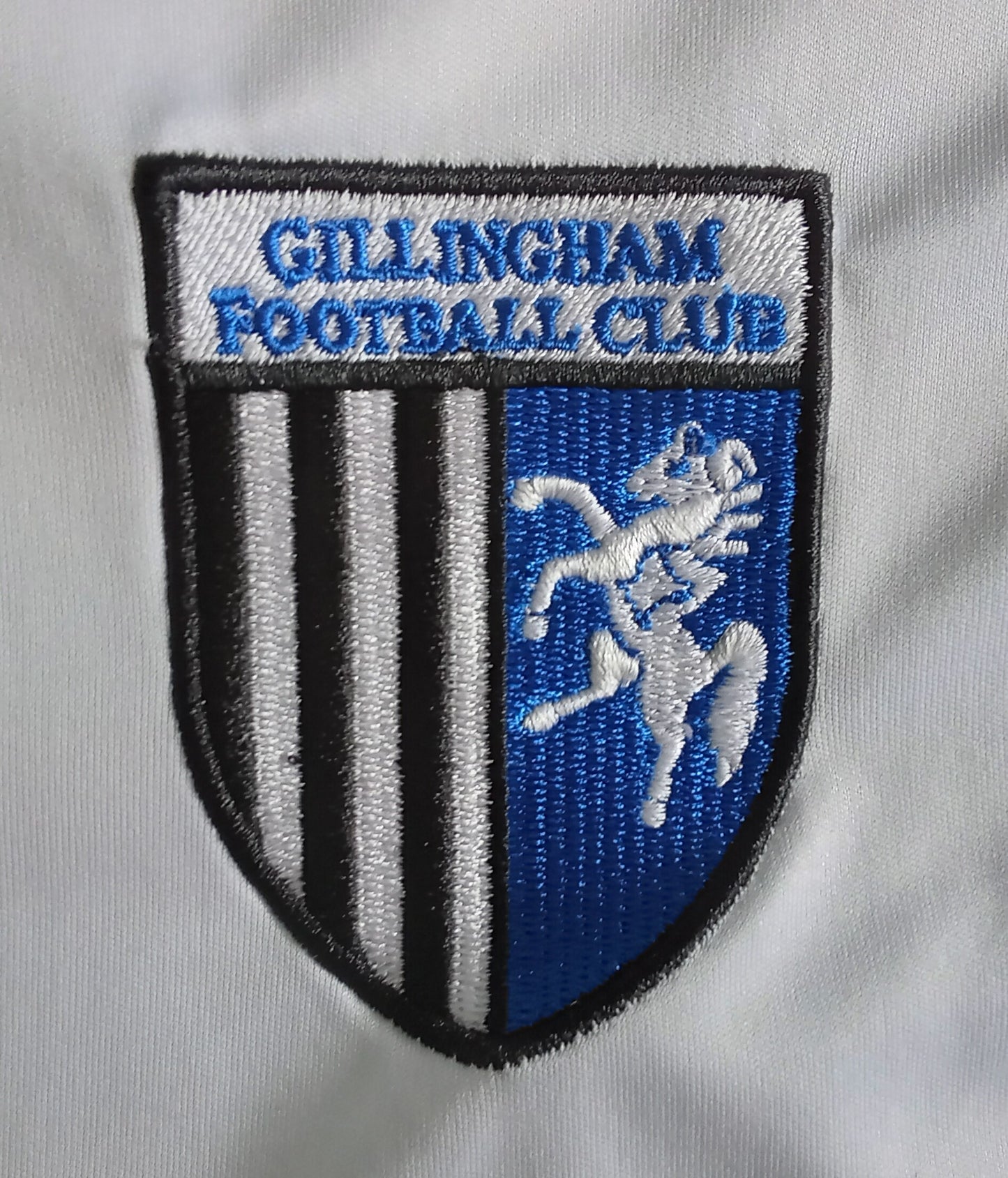 Gillingham 2018/19 Away Football Shirt