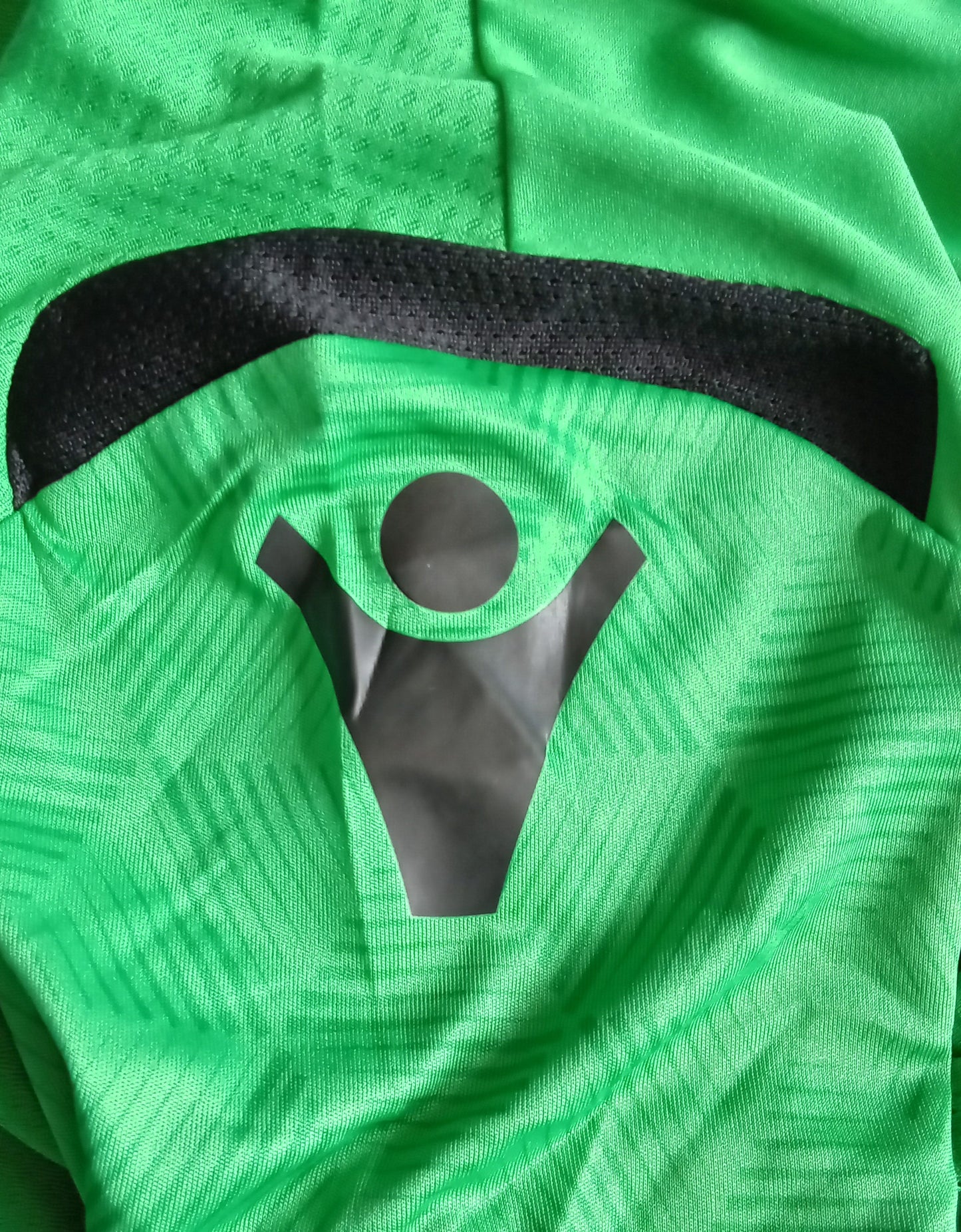 Verona 2018/19 Macron Goalkeeper Football Shirt