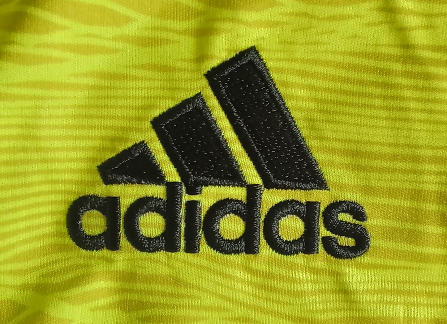 Manchester United 2021/22 Adidas Goalkeeper Football Shirt