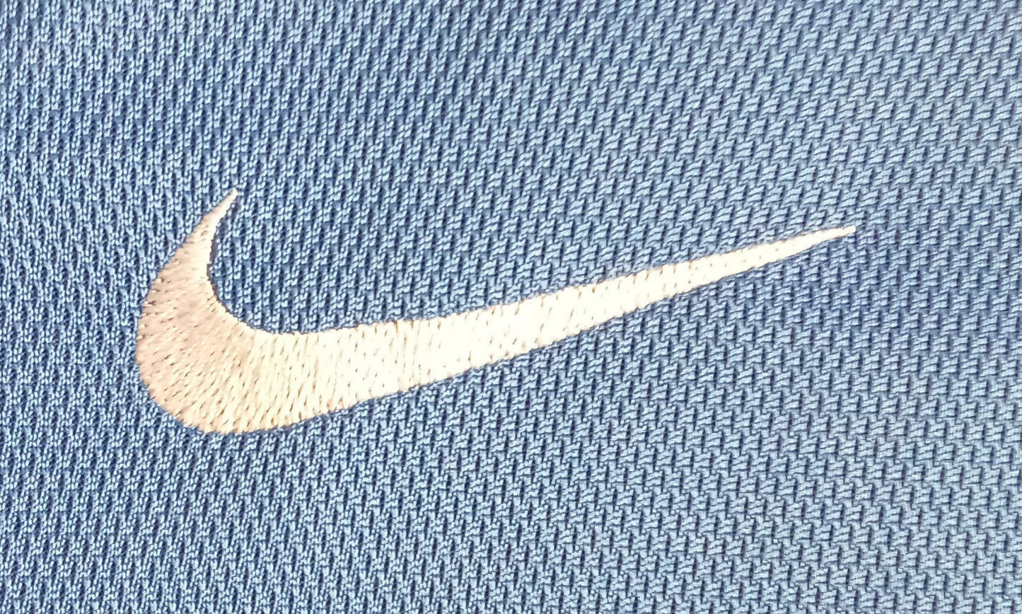 Verona 2016/17 Nike Football Training Shirt