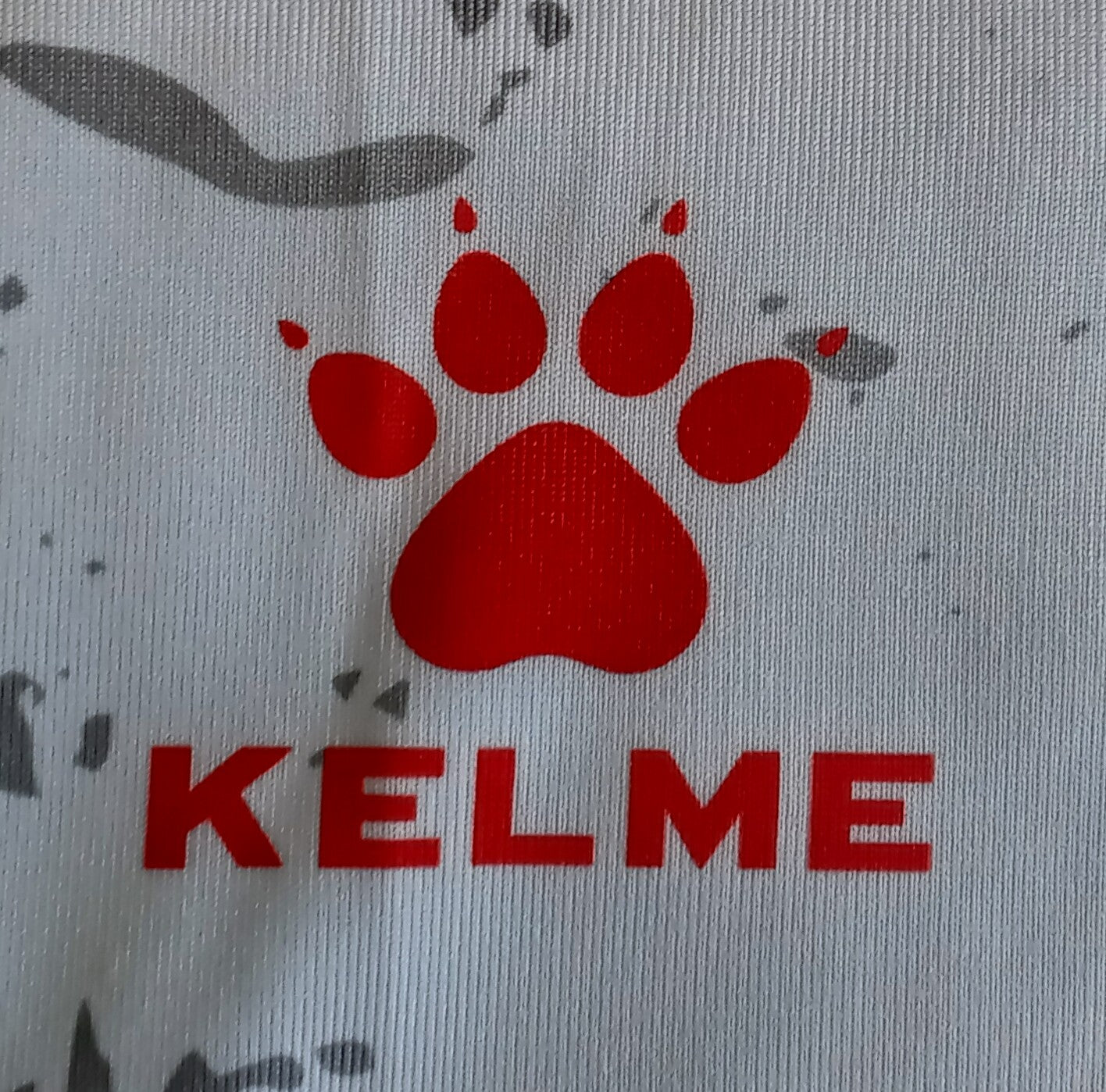 Agosto 2022/23 Kelme Away Football Shirt