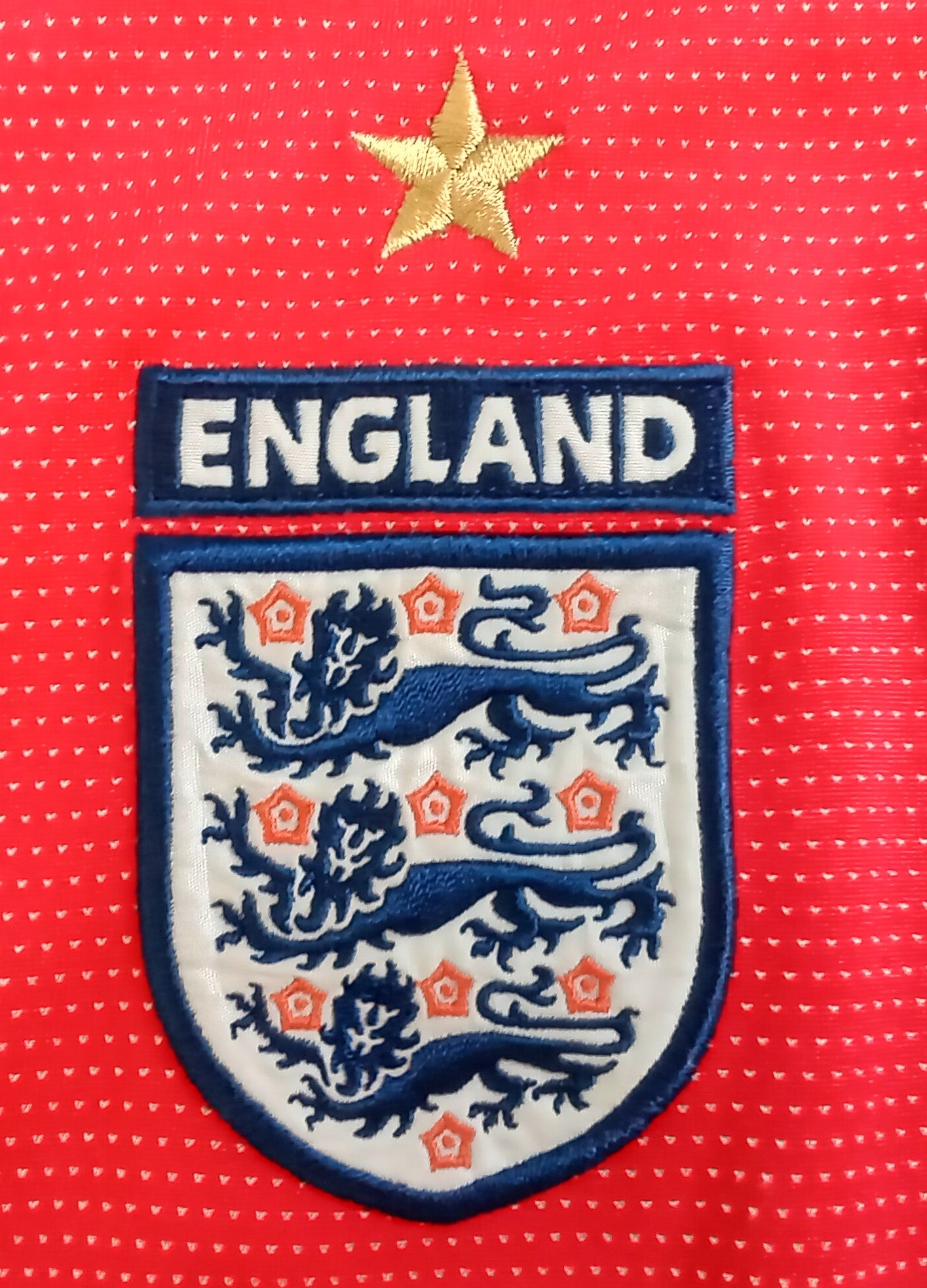 * England 2004 Umbro Away Football Shirt - Long Sleeve *