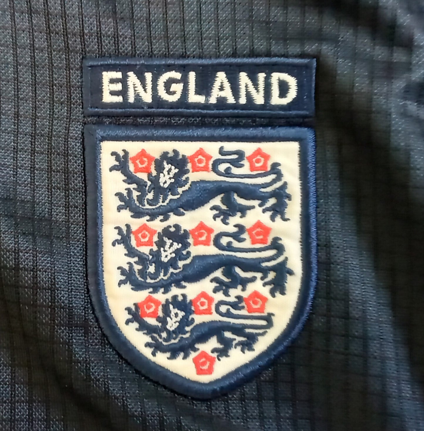 * England 2006/07 Umbro Football Training Vest *