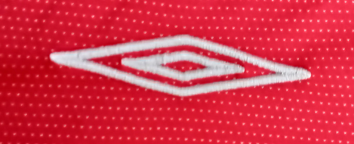 * England 2004 Umbro Away Football Shirt (Mens) *