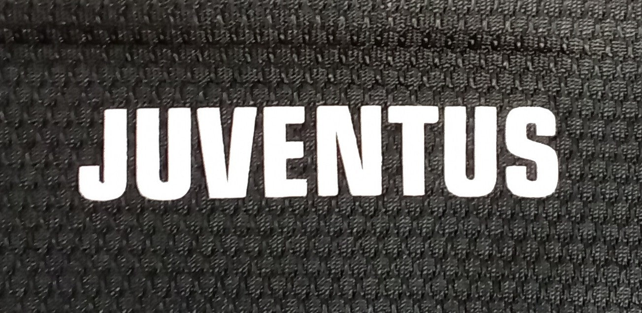 Juventus 2013/14 Nike Third Football Shirt