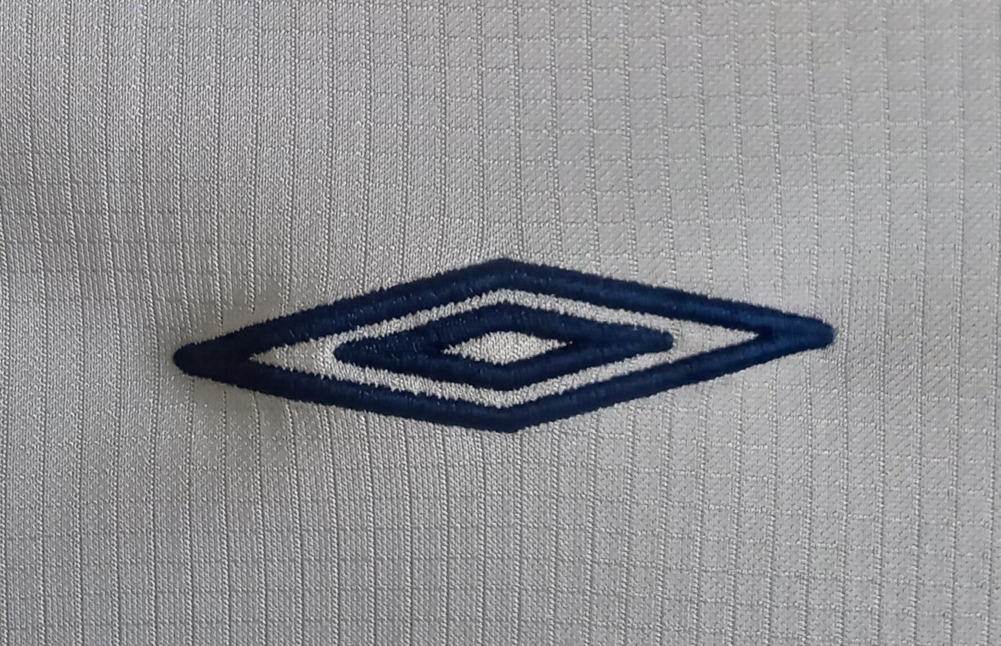 * England 2004 Umbro Football Training Shirt *