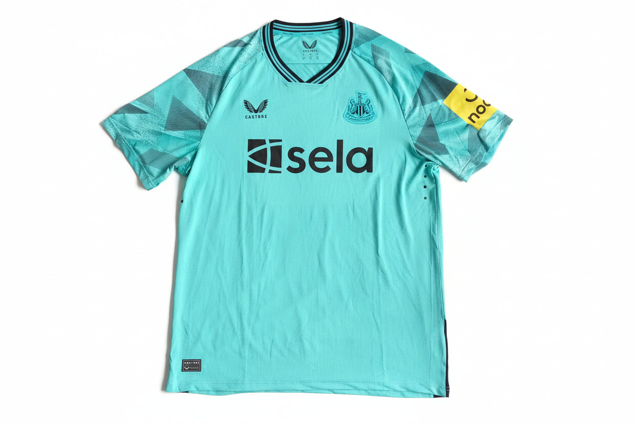 Newcastle United 2023/24 Castore Away Goalkeeper Football Shirt